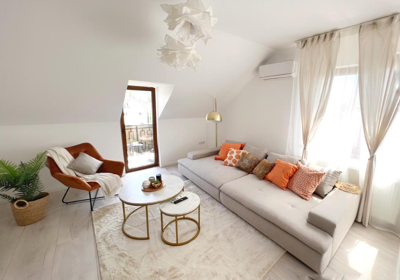 Studio Poienii - A Cozy Stay 5 Min Away From The Center Bistriţa Exteriör bild